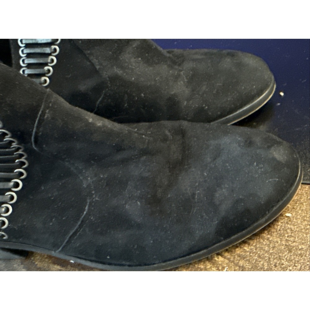 Vince Camuto Boots Womens 6M Pevista Ankle Bootie Black Leather Cut-Out Block - Picture 4 of 12